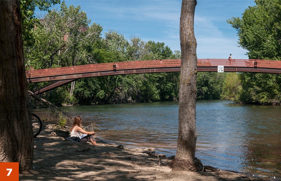 Stop 7 - Friendship Bridge