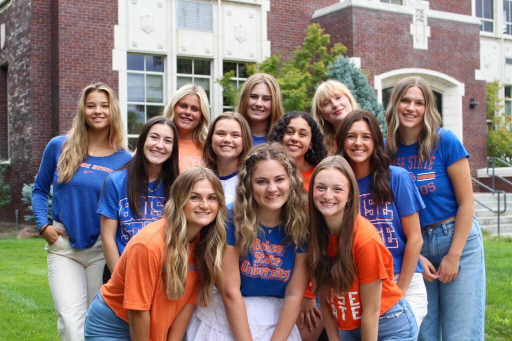 Tour Guide Group Photo