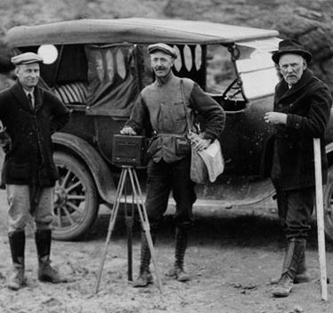 photographers with car