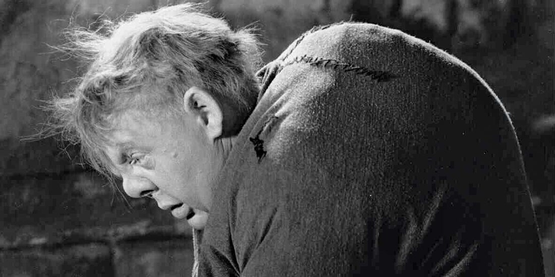 Actor dressed as hunchback, photo