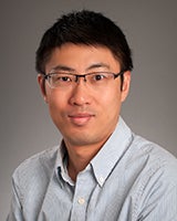 Individual picture of this person.
