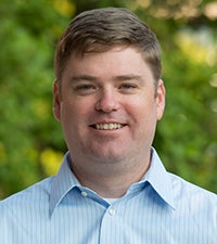 Lee Parton portrait 