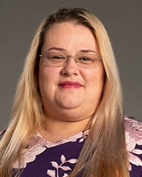 Mellissa Aivles headshot