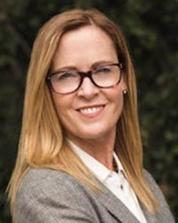 Elizabeth Dawson headshot