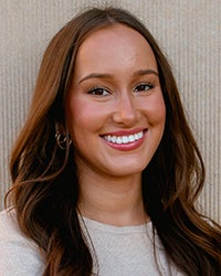Alexis Kunzman headshot
