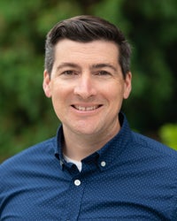 George Thoma's professional portrait
