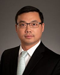 Yang Lu headshot