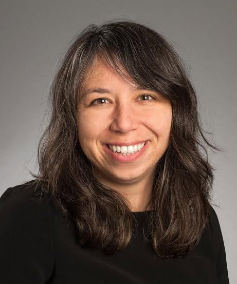 Amy Vecchione headshot