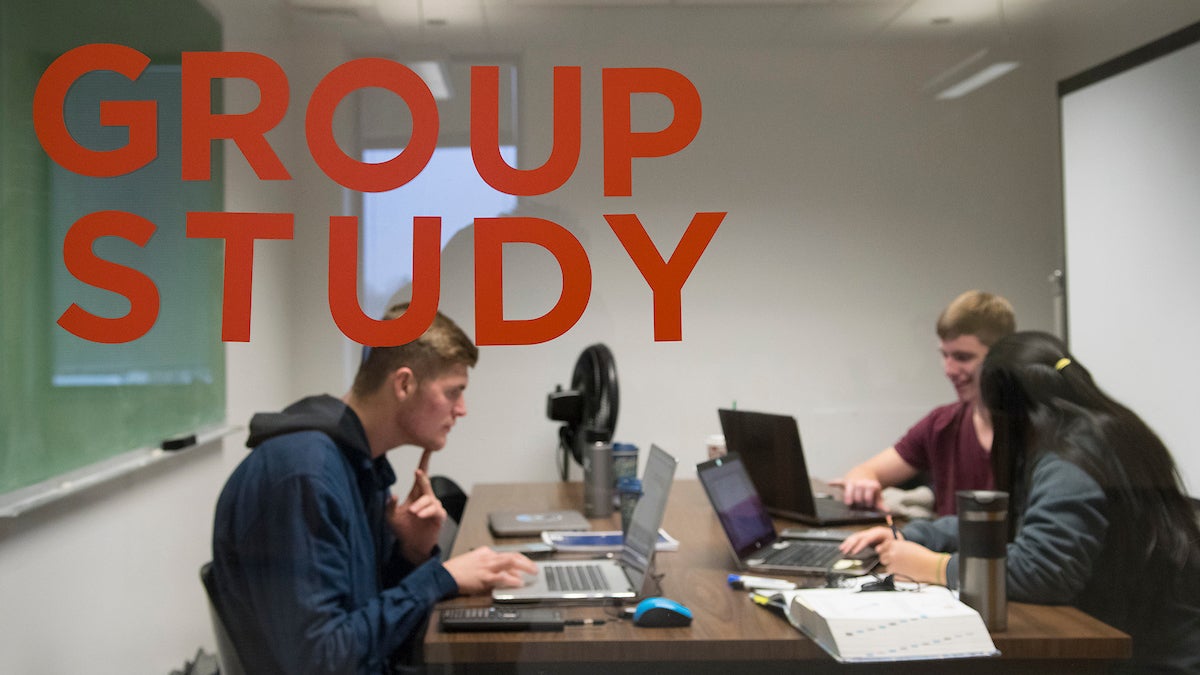 Library, students studying, finals week, Photo by Patrick Sweeney