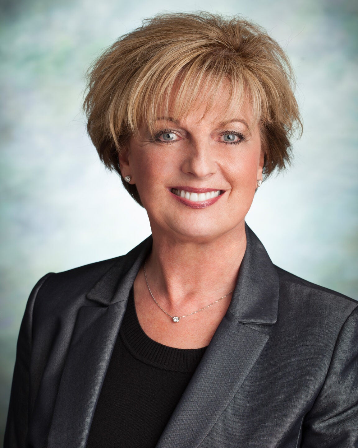 Debbie Cleverley headshot