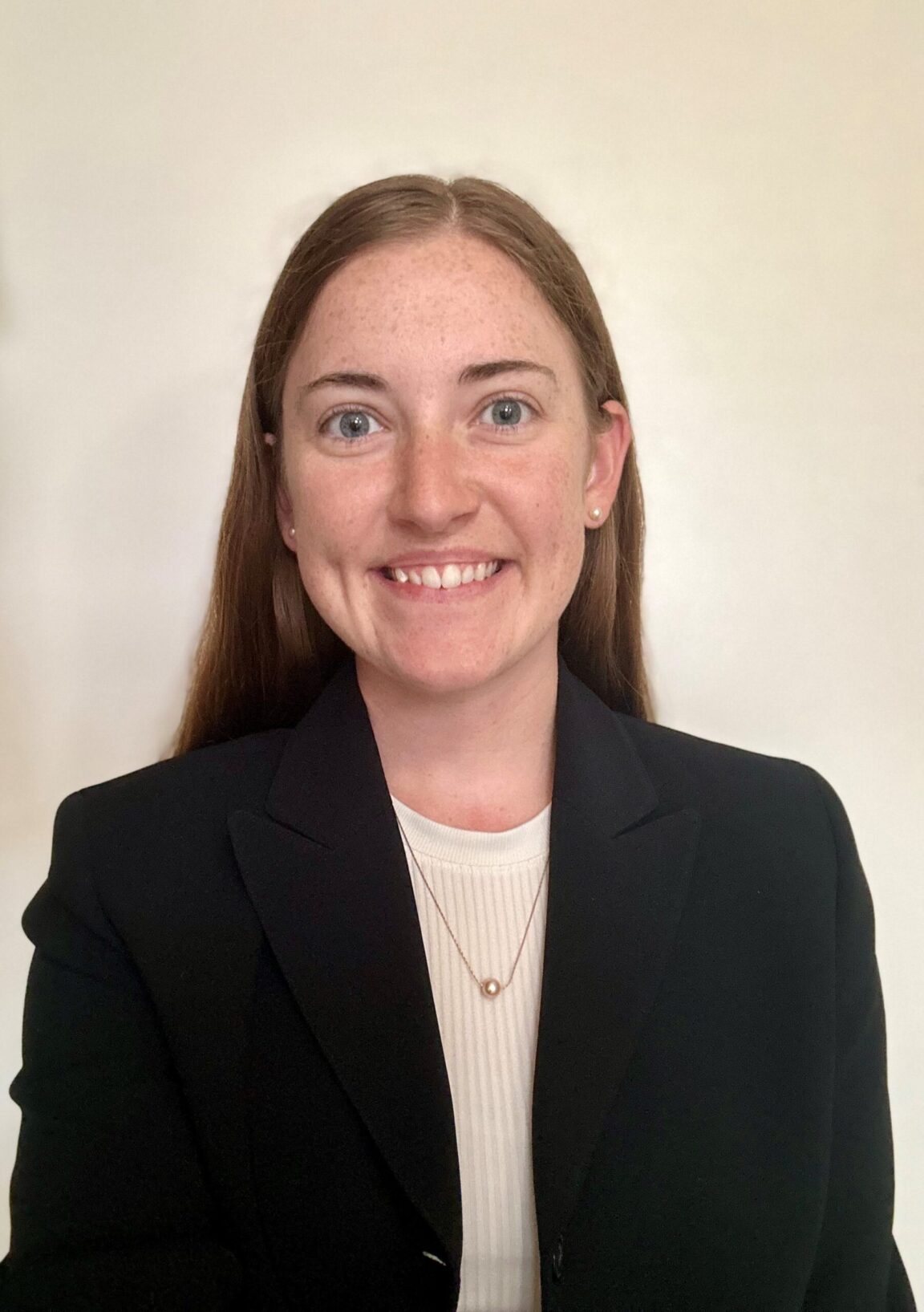 Molly Hoffman headshot