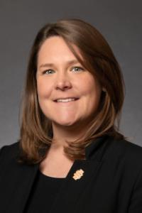 Sarah Robey headshot