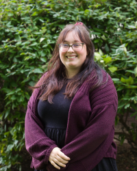 Linsey Dillon headshot