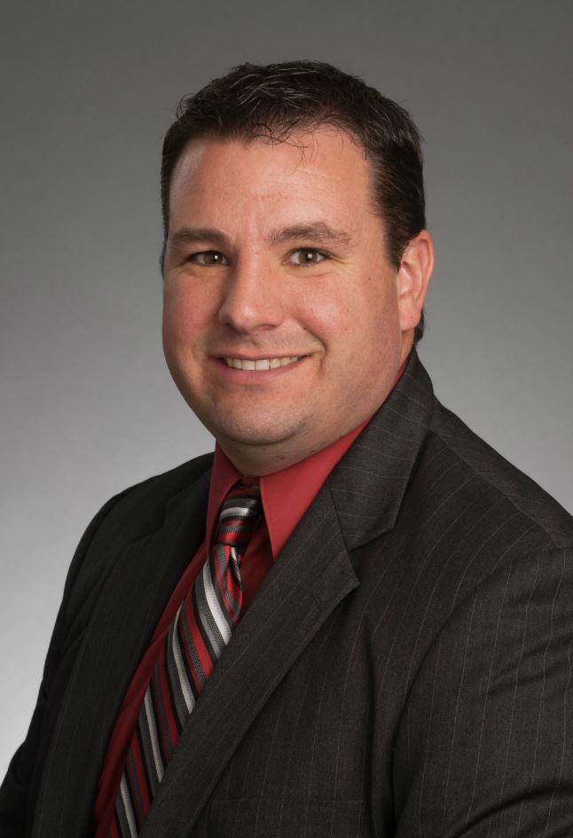 Dr. Chris Hyer headshot