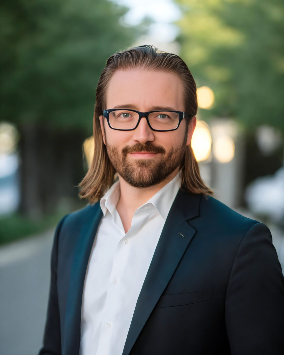 Professional photo of Adam Apperson