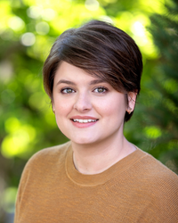 Holly Maakestad