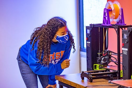 student in the MakerLab