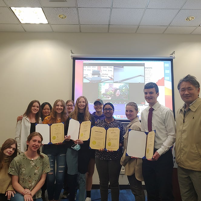 Participants in the Fifth Annual Korean Language Speaking Contest with Yookyung Lee, Jae Hyeon Ryu, and Ms. Haewon Cho (in the screen)