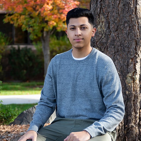 Headshot of Gerardo Herrera
