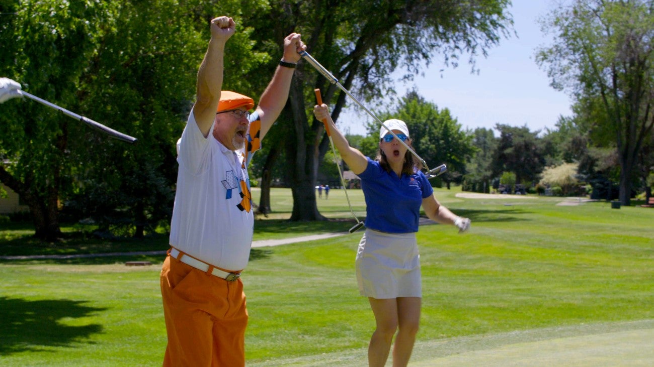 Jim Kerns playing golf