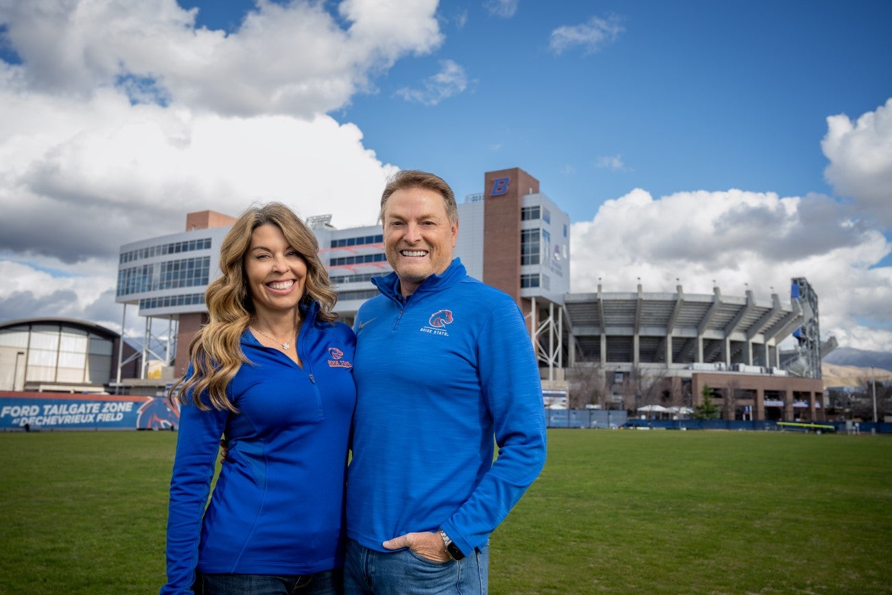Portrait of Randy and Lisa Hales