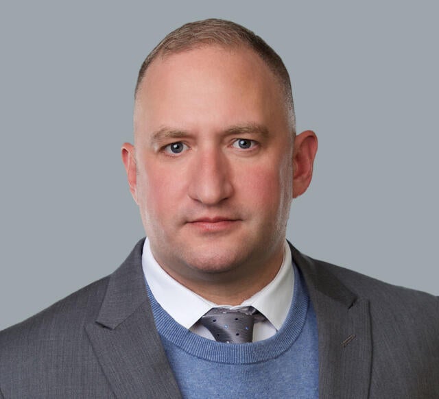 Headshot of Casey Seckel