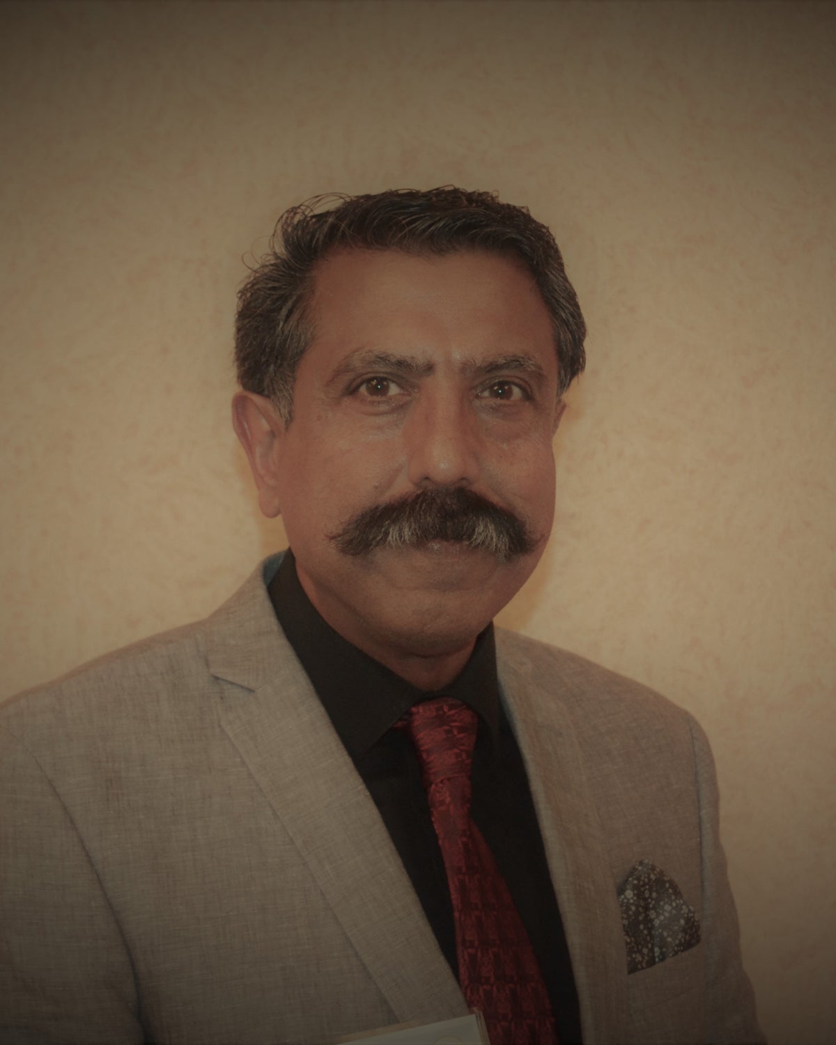 Omair Shamim headshot