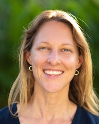 Lisa Zachau headshot