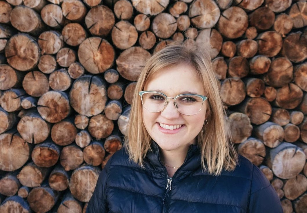Abby Cain headshot