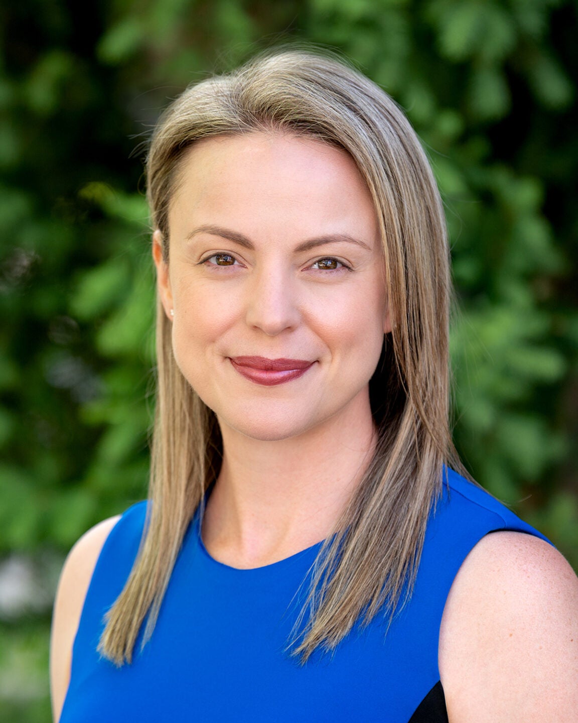 Jenn White headshot