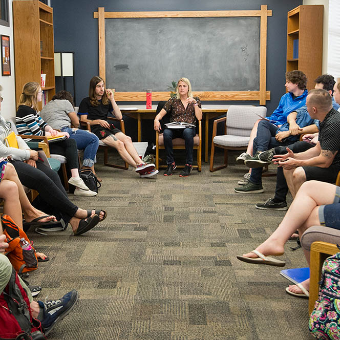 Pilot-writing workshop taught by visiting writer Heather Marion, Allison Corona photo.