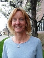 Photo of Laura Bond