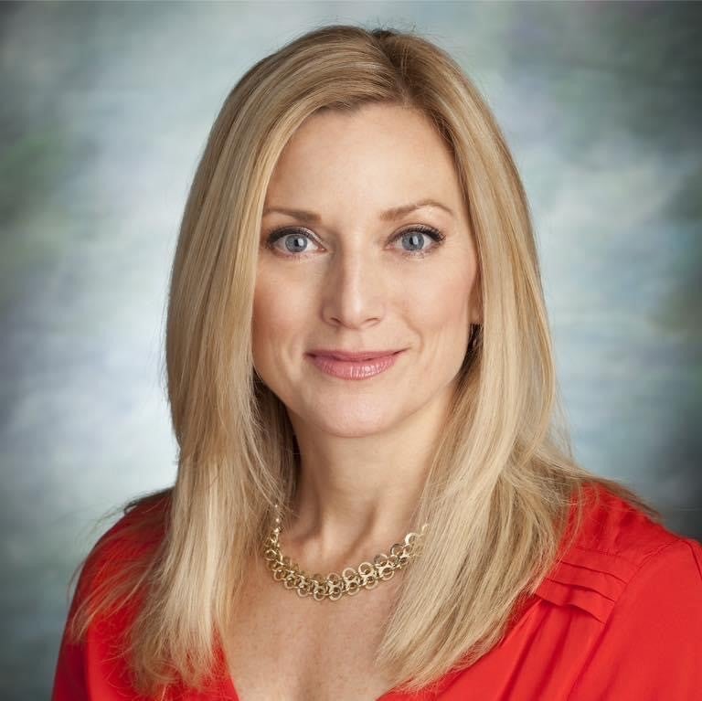 Elke Shaw-Tulloch Headshot
