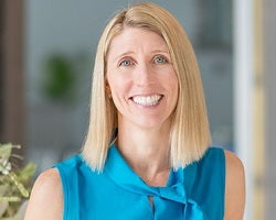 Headshot of Vanessa Fry