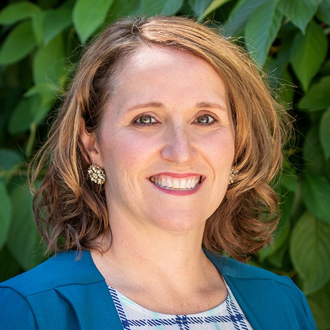 Angie Bos Headshot