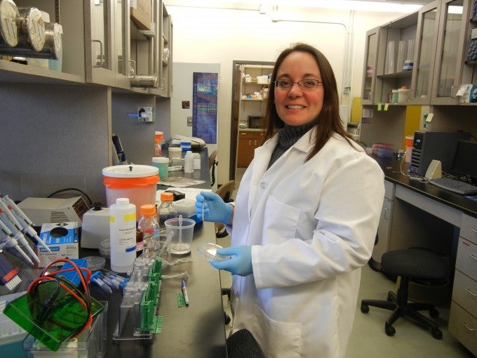 Juliette Tinker in the lab