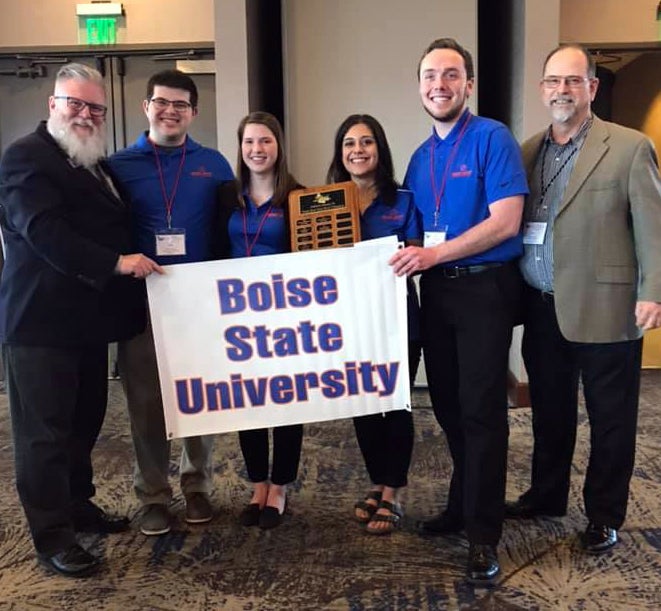 4 winners at the AT Quiz Bowl